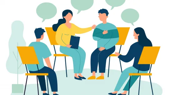 Fotocredit: Bro Vector Vier Personen sitzen im Kreis und führen ein Gespräch, dargestellt durch Sprechblasen. Eine Person hält ein Klemmbrett, während die anderen aufmerksam zuhören und sich austauschen.